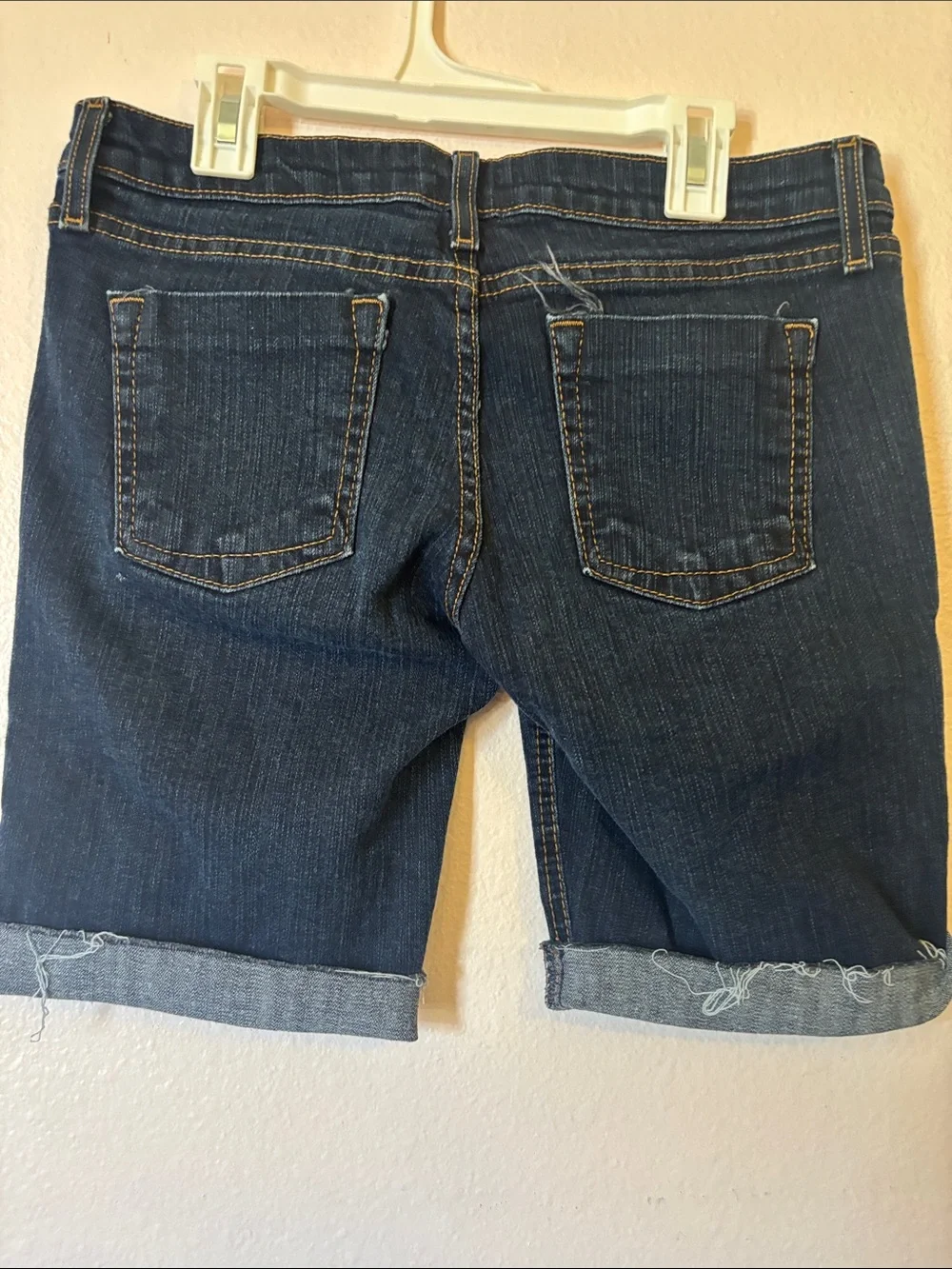 Forever 21 Womans Dark Blue Long Denim Shorts, Size 7